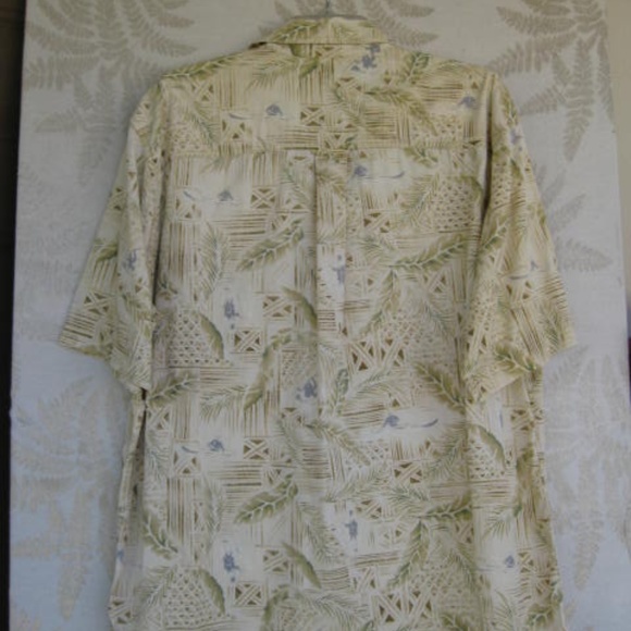 WOOLRICH MEN'S CASUAL TROPICAL BUTTON-DOWN SHIRT - Picture 5 of 8